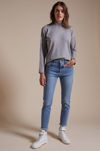 Ossira ::