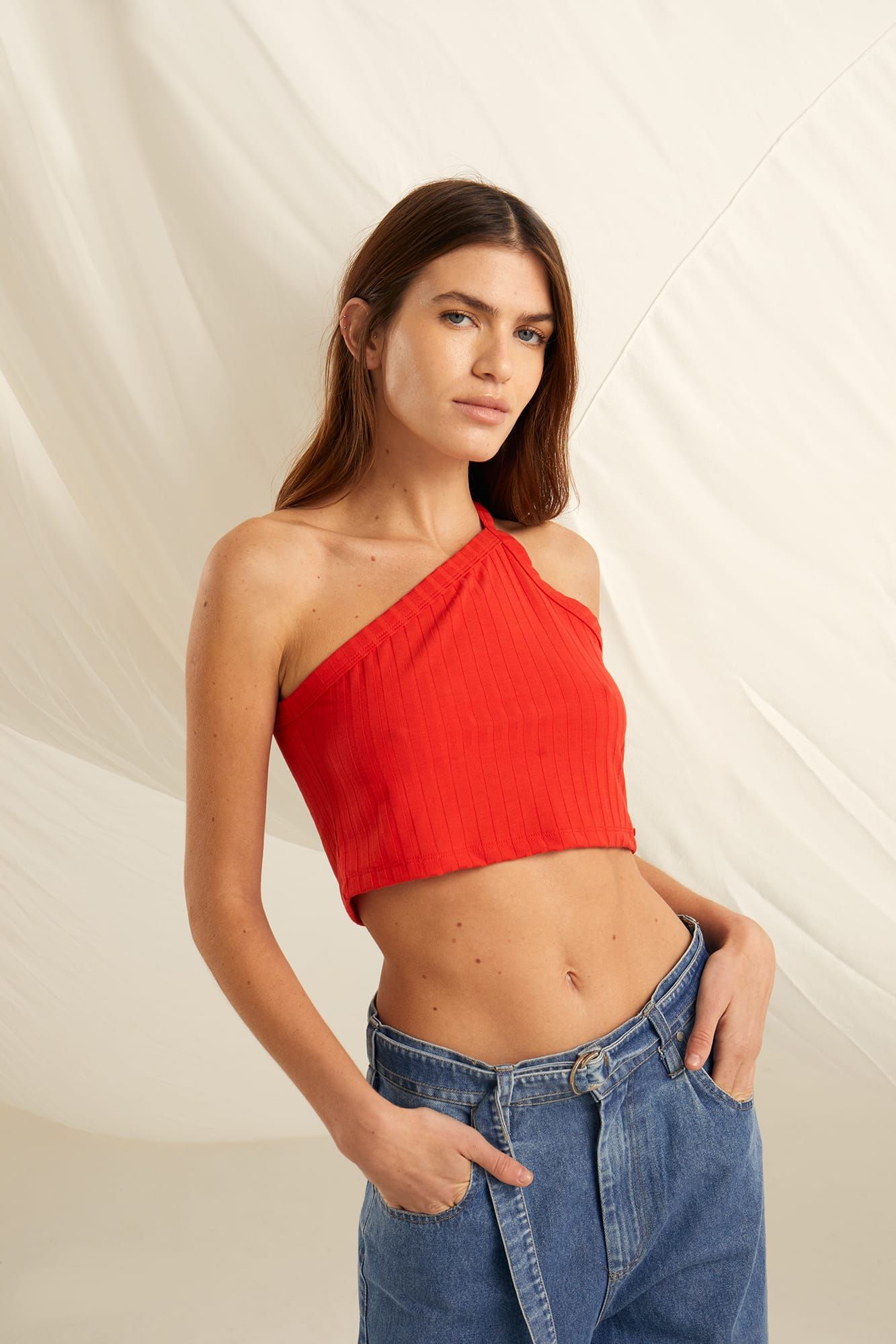 blusa satén roja